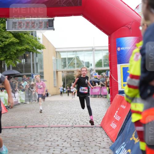 12.06.2026 - Holstenköstenlauf LAZAROV Photography http://msf.ph/oto/9743023 12.06.2026 16:50:29 Laufen 232, 1404, 43, 232, 664, 1404 meine-sportfotos.de