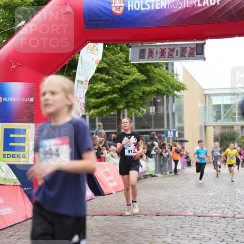 12.06.2026 - Holstenköstenlauf LAZAROV Photography http://msf.ph/oto/9743037 12.06.2026 16:50:44 Laufen 994, 912, 226, 230, 508, 901, 908, 913, 994, 1069, 1148 meine-sportfotos.de