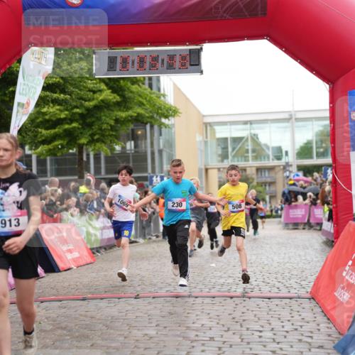 12.06.2026 - Holstenköstenlauf LAZAROV Photography http://msf.ph/oto/9743040 12.06.2026 16:50:46 Laufen 913, 1069, 230, 508, 10, 226, 230, 508, 901, 908, 913, 1064, 1069, 1148, 1149 meine-sportfotos.de