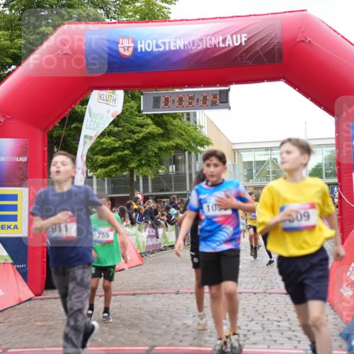 12.06.2026 - Holstenköstenlauf LAZAROV Photography http://msf.ph/oto/9743073 12.06.2026 16:51:03 Laufen 911, 755, 105, 126, 309, 112, 236, 369, 509, 661, 667, 755, 911, 985, 1268, 1494 meine-sportfotos.de