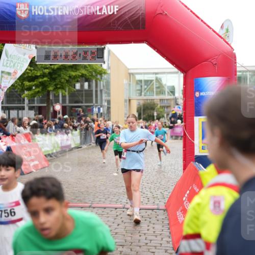 12.06.2026 - Holstenköstenlauf LAZAROV Photography http://msf.ph/oto/9743119 12.06.2026 16:51:41 Laufen 751, 756, 142, 43, 124, 146, 243, 655, 742, 757, 917, 1041, 1269, 1277, 1512 meine-sportfotos.de