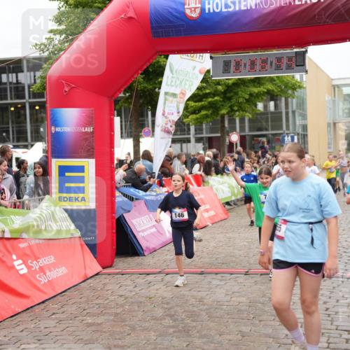 12.06.2026 - Holstenköstenlauf LAZAROV Photography http://msf.ph/oto/9743122 12.06.2026 16:51:43 Laufen 1, 146, 243, 43, 124, 146, 243, 521, 655, 742, 757, 917, 989, 1041, 1269, 1277, 1512 meine-sportfotos.de