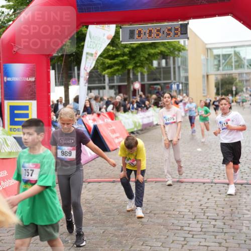 12.06.2026 - Holstenköstenlauf LAZAROV Photography http://msf.ph/oto/9743141 12.06.2026 16:51:51 Laufen 989, 757, 1075, 118, 62, 118, 133, 521, 657, 743, 757, 989, 1075 meine-sportfotos.de