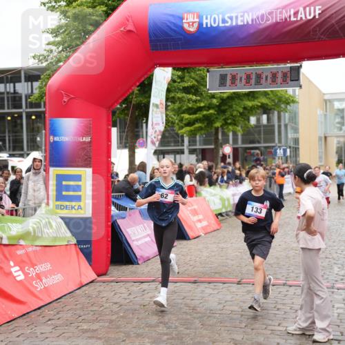 12.06.2026 - Holstenköstenlauf LAZAROV Photography http://msf.ph/oto/9743154 12.06.2026 16:51:58 Laufen 143, 62, 133, 22, 62, 133, 650, 657, 741, 904, 906, 1150, 1423 meine-sportfotos.de