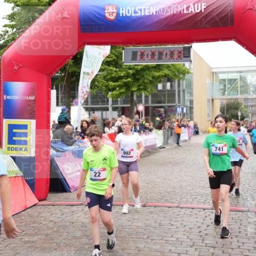 12.06.2026 - Holstenköstenlauf LAZAROV Photography http://msf.ph/oto/9743168 12.06.2026 16:52:07 Laufen 650, 22, 880, 12, 741, 992, 22, 132, 233, 518, 650, 652, 741, 906, 983, 992, 1152 meine-sportfotos.de