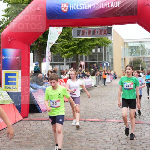12.06.2026 - Holstenköstenlauf LAZAROV Photography http://msf.ph/oto/9743169 12.06.2026 16:52:07 Laufen 650, 22, 741, 22, 132, 233, 518, 650, 652, 741, 906, 983, 992, 1152 meine-sportfotos.de