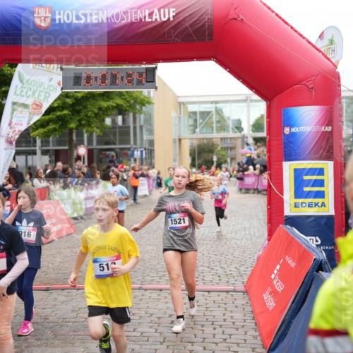 12.06.2026 - Holstenköstenlauf LAZAROV Photography http://msf.ph/oto/9743197 12.06.2026 16:52:22 Laufen 915, 16, 51, 1521, 34, 55, 142, 513, 516, 656, 738, 770, 915, 916, 1521 meine-sportfotos.de