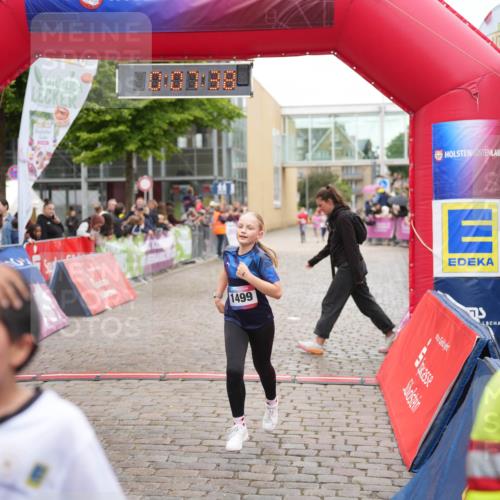 12.06.2026 - Holstenköstenlauf LAZAROV Photography http://msf.ph/oto/9743217 12.06.2026 16:52:36 Laufen 1499, 522, 739, 740, 1499, 4276 meine-sportfotos.de