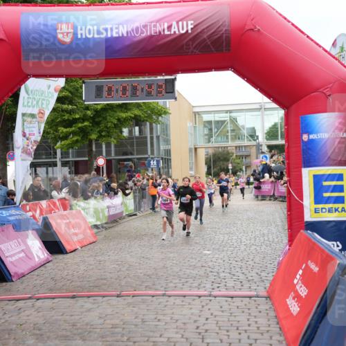 12.06.2026 - Holstenköstenlauf LAZAROV Photography http://msf.ph/oto/9743219 12.06.2026 16:52:42 Laufen 1066, 1530, 16, 1054, 1066, 1068, 1074, 1523, 1530 meine-sportfotos.de