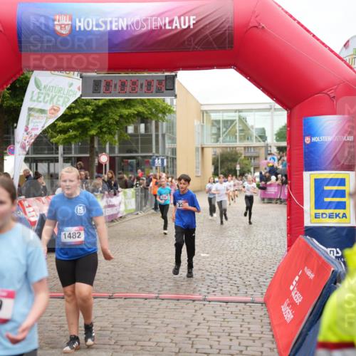 12.06.2026 - Holstenköstenlauf LAZAROV Photography http://msf.ph/oto/9743254 12.06.2026 16:53:03 Laufen 649, 1482, 235, 23, 235, 238, 1062, 1271, 1482 meine-sportfotos.de