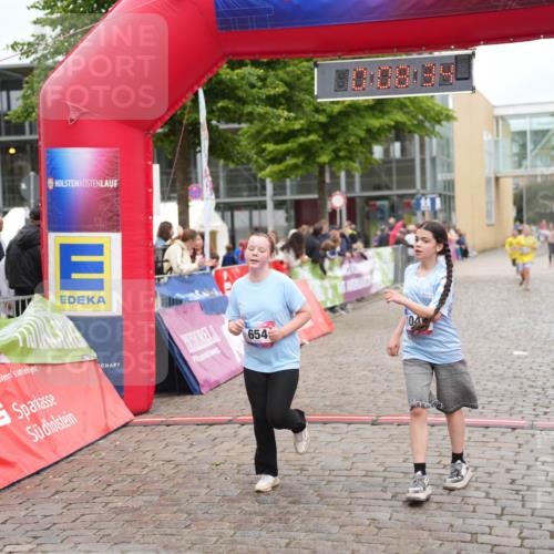 12.06.2026 - Holstenköstenlauf LAZAROV Photography http://msf.ph/oto/9743293 12.06.2026 16:53:33 Laufen 654, 104, 514, 517, 654, 1049 meine-sportfotos.de