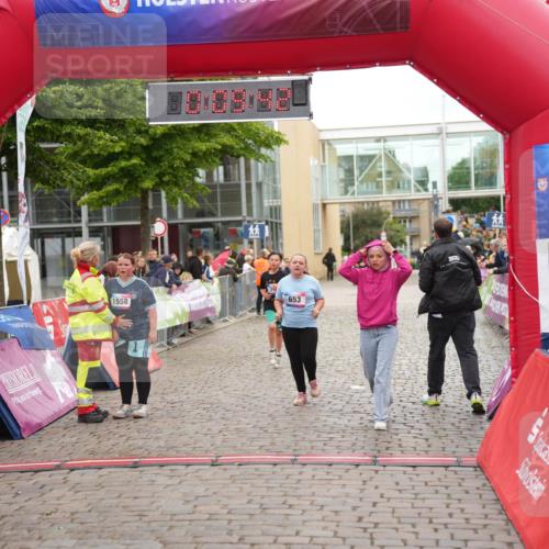 12.06.2026 - Holstenköstenlauf LAZAROV Photography http://msf.ph/oto/9743337 12.06.2026 16:54:40 Laufen 1558, 653, 653, 746 meine-sportfotos.de