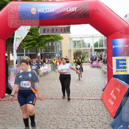 12.06.2026 - Holstenköstenlauf LAZAROV Photography http://msf.ph/oto/9743349 12.06.2026 16:55:00 Laufen 1558, 60, 3, 1060, 1060, 1071, 1558 meine-sportfotos.de