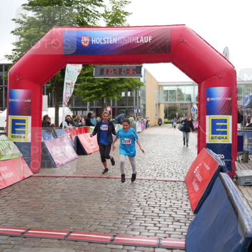12.06.2026 - Holstenköstenlauf LAZAROV Photography http://msf.ph/oto/9743426 12.06.2026 17:06:34 Laufen 7298, 7279, 3 meine-sportfotos.de