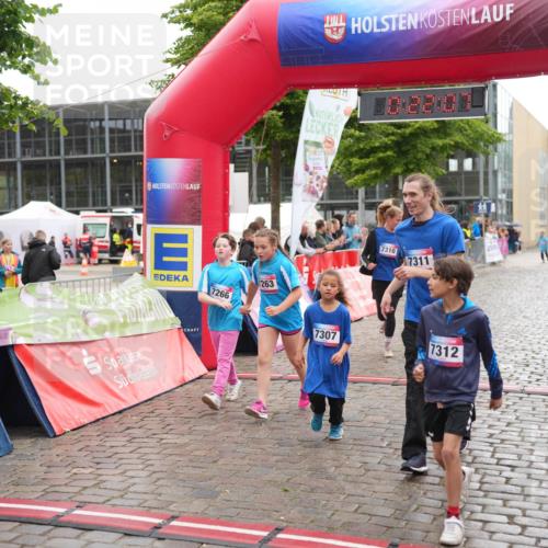12.06.2026 - Holstenköstenlauf LAZAROV Photography http://msf.ph/oto/9743452 12.06.2026 17:07:05 Laufen 7266, 1263, 7310, 7311, 7307, 7312 meine-sportfotos.de