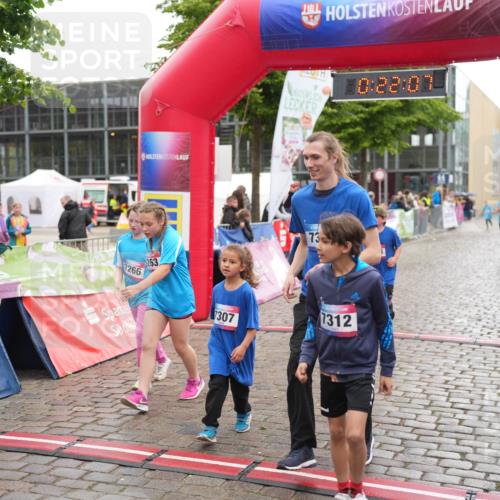 12.06.2026 - Holstenköstenlauf LAZAROV Photography http://msf.ph/oto/9743454 12.06.2026 17:07:06 Laufen 7266, 263, 73, 0, 22, 07, 7312, 7307 meine-sportfotos.de