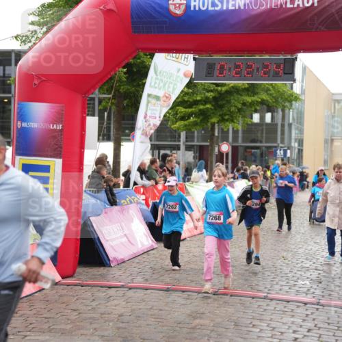 12.06.2026 - Holstenköstenlauf LAZAROV Photography http://msf.ph/oto/9743477 12.06.2026 17:07:22 Laufen 294, 7262, 7268, 7297 meine-sportfotos.de