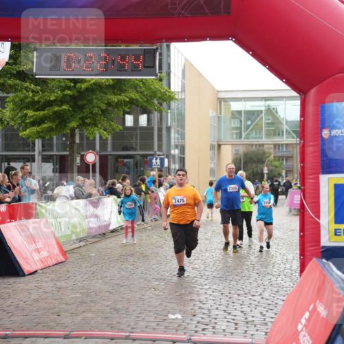 12.06.2026 - Holstenköstenlauf LAZAROV Photography http://msf.ph/oto/9743494 12.06.2026 17:07:42 Laufen 7280, 7475, 7309, 726 meine-sportfotos.de