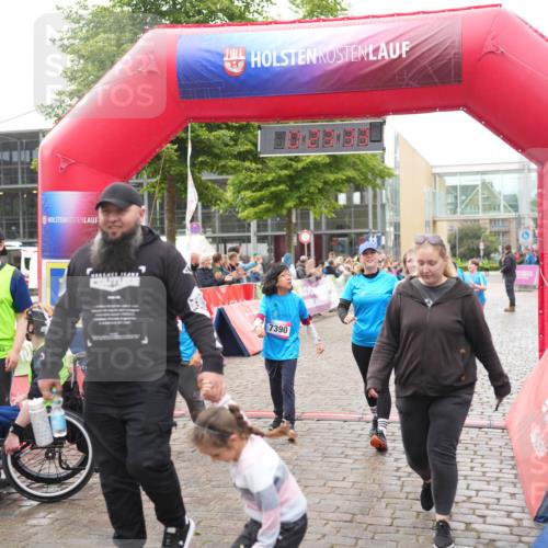 12.06.2026 - Holstenköstenlauf LAZAROV Photography http://msf.ph/oto/9743527 12.06.2026 17:08:32 Laufen 5, 7390, 6 meine-sportfotos.de