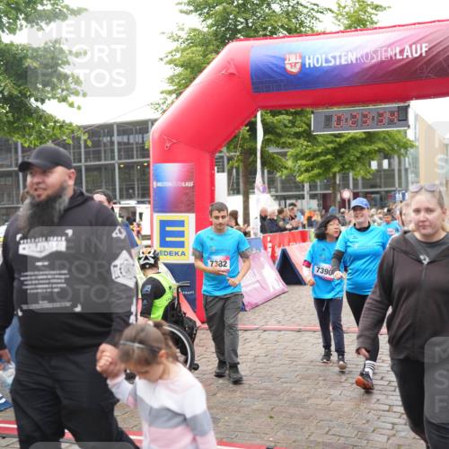 12.06.2026 - Holstenköstenlauf LAZAROV Photography http://msf.ph/oto/9743528 12.06.2026 17:08:33 Laufen 7282, 7390 meine-sportfotos.de