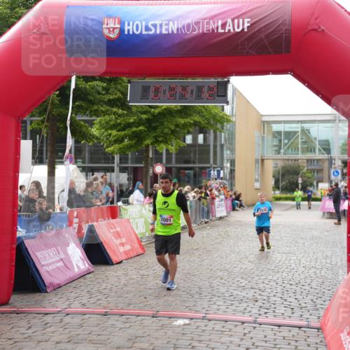 12.06.2026 - Holstenköstenlauf LAZAROV Photography http://msf.ph/oto/9743545 12.06.2026 17:09:11 Laufen 7276, 7001 meine-sportfotos.de