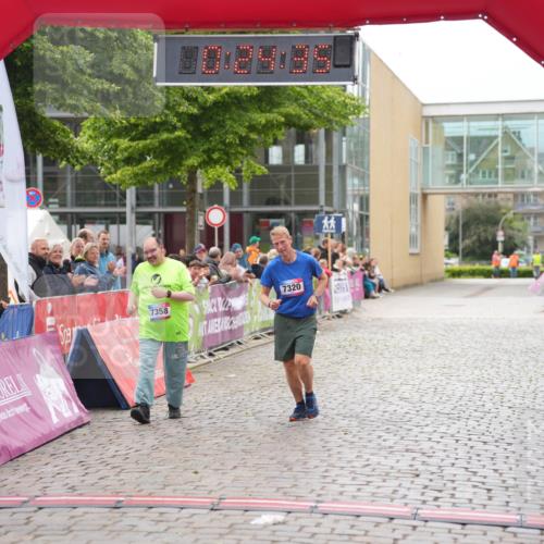 12.06.2026 - Holstenköstenlauf LAZAROV Photography http://msf.ph/oto/9743554 12.06.2026 17:09:33 Laufen 7358, 7320 meine-sportfotos.de