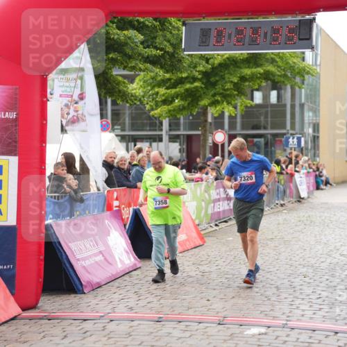 12.06.2026 - Holstenköstenlauf LAZAROV Photography http://msf.ph/oto/9743556 12.06.2026 17:09:34 Laufen 12, 7358, 7320 meine-sportfotos.de