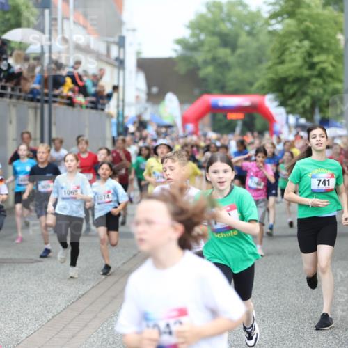 12.06.2026 - Holstenköstenlauf Andreas Tolksdorf http://msf.ph/oto/9743623 12.06.2026 16:48:47 Laufen 1530, 909, 106, 1074, 741 meine-sportfotos.de