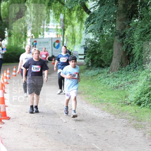 12.06.2026 - Holstenköstenlauf Andreas Tolksdorf http://msf.ph/oto/9743841 12.06.2026 16:55:53 Laufen 1397, 1558, 650 meine-sportfotos.de
