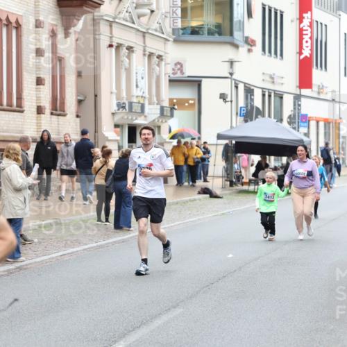 12.06.2026 - Holstenköstenlauf Andreas Tolksdorf http://msf.ph/oto/9743977 12.06.2026 17:08:08 Laufen 7544 meine-sportfotos.de