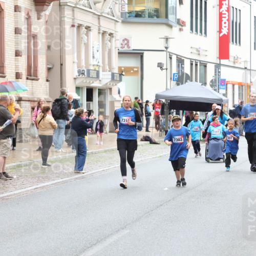 12.06.2026 - Holstenköstenlauf Andreas Tolksdorf http://msf.ph/oto/9743996 12.06.2026 17:08:30 Laufen 7303, 7384, 7311 meine-sportfotos.de