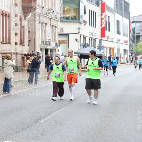 12.06.2026 - Holstenköstenlauf Andreas Tolksdorf http://msf.ph/oto/9744036 12.06.2026 17:09:04 Laufen 7364 meine-sportfotos.de