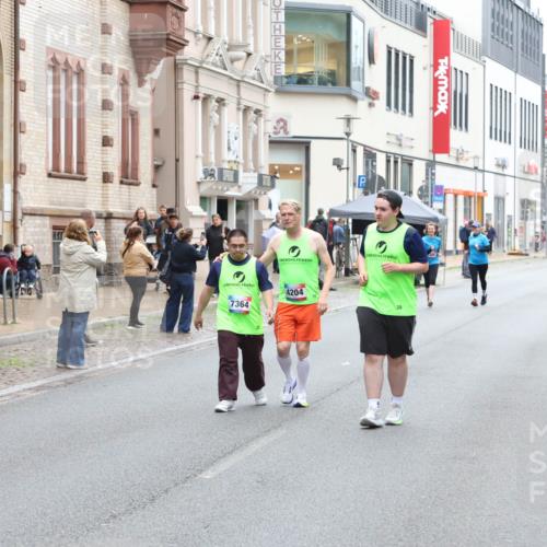 12.06.2026 - Holstenköstenlauf Andreas Tolksdorf http://msf.ph/oto/9744039 12.06.2026 17:09:05 Laufen 7364 meine-sportfotos.de