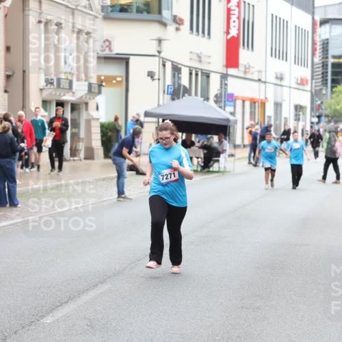 12.06.2026 - Holstenköstenlauf Andreas Tolksdorf http://msf.ph/oto/9744053 12.06.2026 17:09:22 Laufen 7477, 7271 meine-sportfotos.de