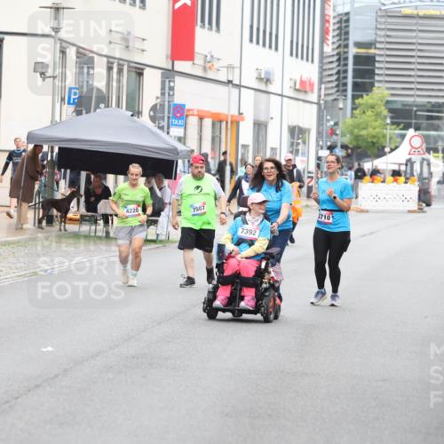 12.06.2026 - Holstenköstenlauf Andreas Tolksdorf http://msf.ph/oto/9744085 12.06.2026 17:10:40 Laufen 4220, 7507, 7392, 3710 meine-sportfotos.de