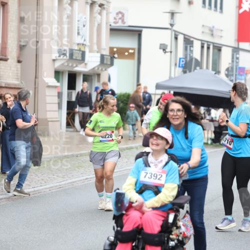 12.06.2026 - Holstenköstenlauf Andreas Tolksdorf http://msf.ph/oto/9744098 12.06.2026 17:10:49 Laufen 4220, 7392, 710 meine-sportfotos.de