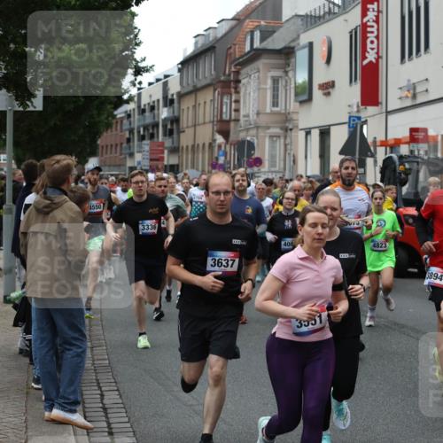 12.06.2026 - Holstenköstenlauf Andreas Tolksdorf http://msf.ph/oto/9744194 12.06.2026 17:34:08 Laufen 4550, 3336, 4704, 3637, 408, 4823, 3551, 3894, 410, 28 meine-sportfotos.de