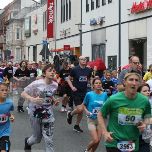 12.06.2026 - Holstenköstenlauf Andreas Tolksdorf http://msf.ph/oto/9744225 12.06.2026 17:34:27 Laufen 3313, 524, 3699, 4782, 4465, 453, 722, 37, 18, 464, 4507, 359, 3665, 30, 50, 19, 3963, 396, 24990, 4008, 4116 meine-sportfotos.de