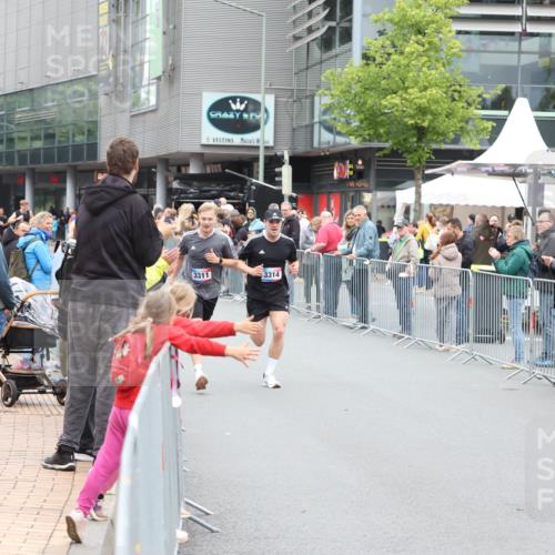 12.06.2026 - Holstenköstenlauf Andreas Tolksdorf http://msf.ph/oto/9744298 12.06.2026 17:50:05 Laufen 2, 3311, 3314, 265 meine-sportfotos.de
