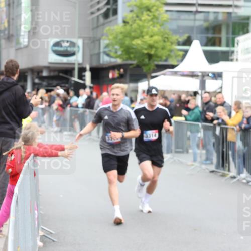 12.06.2026 - Holstenköstenlauf Andreas Tolksdorf http://msf.ph/oto/9744302 12.06.2026 17:50:06 Laufen 5314 meine-sportfotos.de