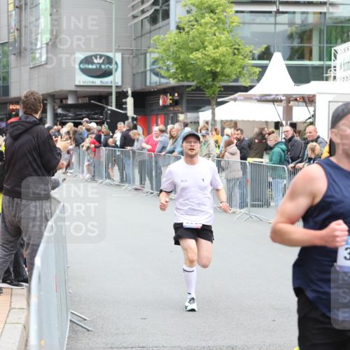 12.06.2026 - Holstenköstenlauf Andreas Tolksdorf http://msf.ph/oto/9744315 12.06.2026 17:50:31 Laufen 3059, 265 meine-sportfotos.de