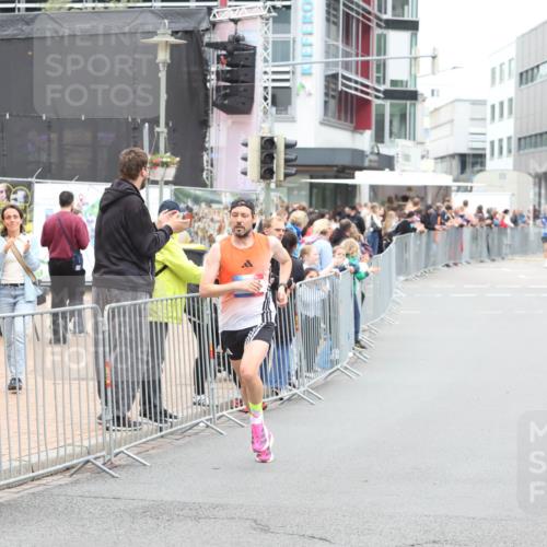12.06.2026 - Holstenköstenlauf Andreas Tolksdorf http://msf.ph/oto/9744321 12.06.2026 17:50:46 Laufen  meine-sportfotos.de