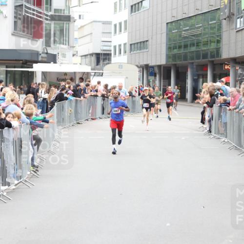 12.06.2026 - Holstenköstenlauf Andreas Tolksdorf http://msf.ph/oto/9744354 12.06.2026 17:51:33 Laufen 4887 meine-sportfotos.de