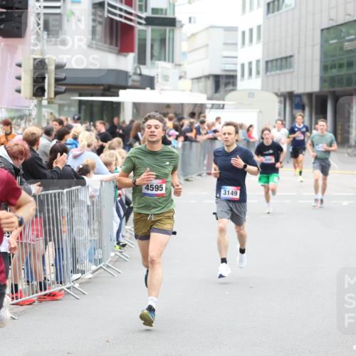 12.06.2026 - Holstenköstenlauf Andreas Tolksdorf http://msf.ph/oto/9744373 12.06.2026 17:51:45 Laufen 919, 0, 4595, 3149 meine-sportfotos.de