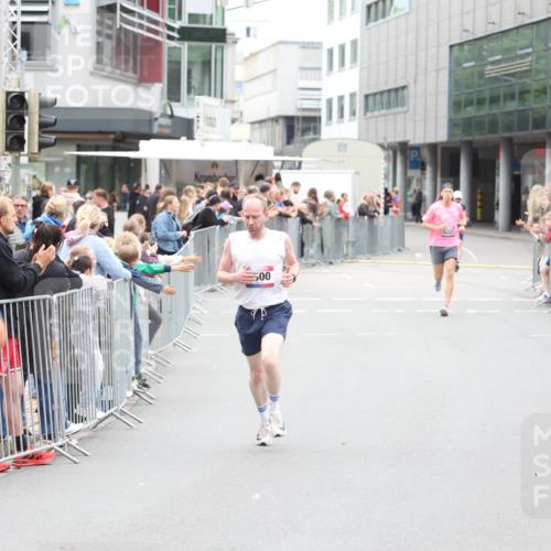 12.06.2026 - Holstenköstenlauf Andreas Tolksdorf http://msf.ph/oto/9744390 12.06.2026 17:51:59 Laufen 00, 465 meine-sportfotos.de