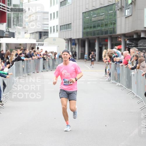 12.06.2026 - Holstenköstenlauf Andreas Tolksdorf http://msf.ph/oto/9744394 12.06.2026 17:52:05 Laufen 72030, 4325 meine-sportfotos.de