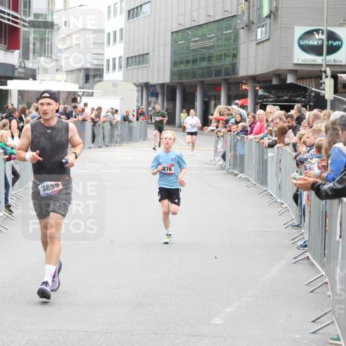 12.06.2026 - Holstenköstenlauf Andreas Tolksdorf http://msf.ph/oto/9744406 12.06.2026 17:52:22 Laufen 876, 3859 meine-sportfotos.de