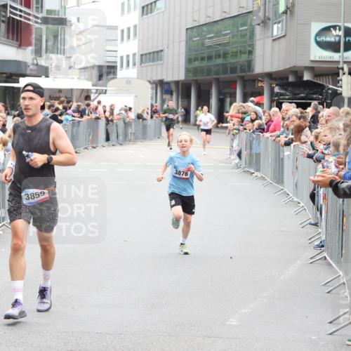 12.06.2026 - Holstenköstenlauf Andreas Tolksdorf http://msf.ph/oto/9744407 12.06.2026 17:52:22 Laufen 3859, 3876 meine-sportfotos.de