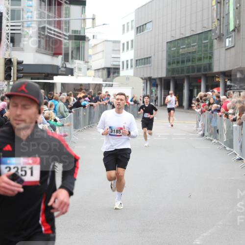 12.06.2026 - Holstenköstenlauf Andreas Tolksdorf http://msf.ph/oto/9744433 12.06.2026 17:53:07 Laufen 2251, 3185 meine-sportfotos.de