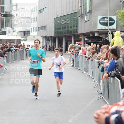 12.06.2026 - Holstenköstenlauf Andreas Tolksdorf http://msf.ph/oto/9744456 12.06.2026 17:53:34 Laufen 4690, 4568 meine-sportfotos.de